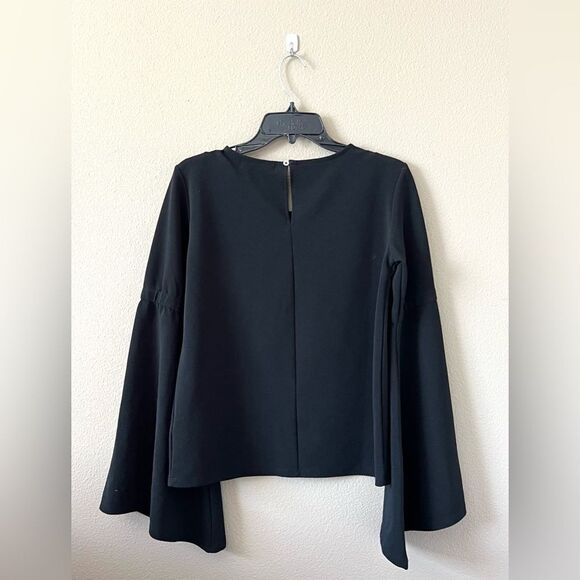 Rock & Roll Cowgirl Floral Embroidery Bell Sleeve Top - Picture 7 of 10